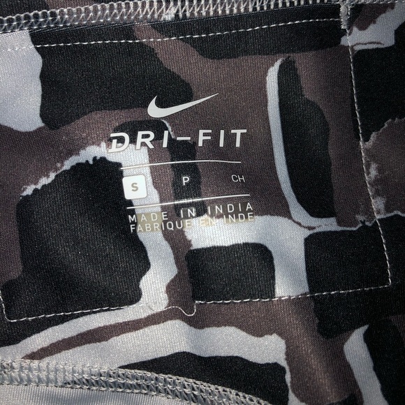 Nike Dry Fit Leggings - Picture 2 of 6